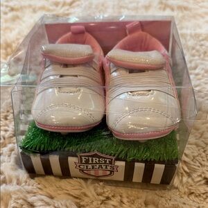 First Cleats Soccer White and Pink Kids Shoes 6mo Brand New Cute Gift!